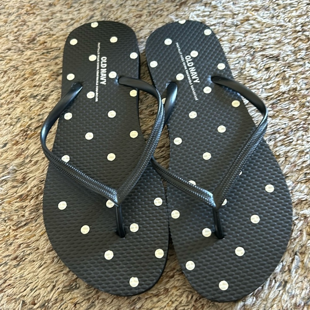 Old Navy Flip Flops